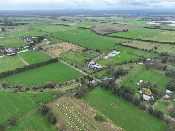 NSW Dairy Calf Crates - 2025